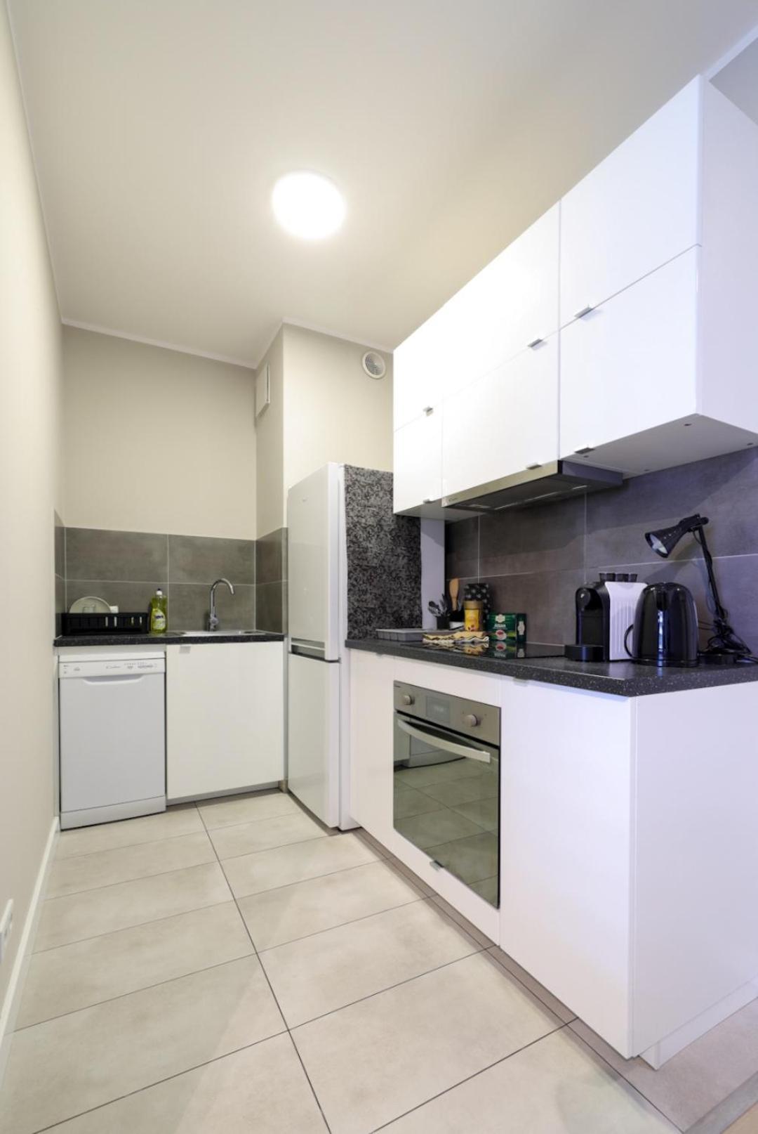 Airport Apartament Bokserska Varsavia Esterno foto